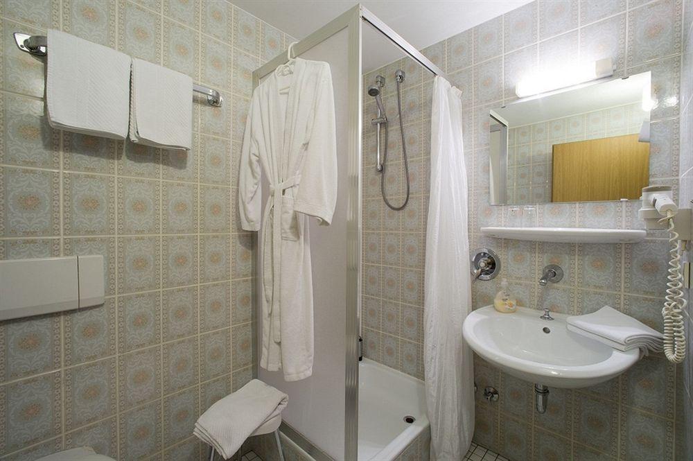 Landhotel Sauerlaender Hof Eslohe Ngoại thất bức ảnh