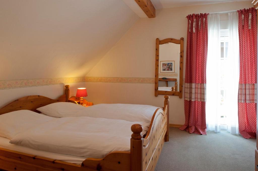 Landhotel Sauerlaender Hof Eslohe Phòng bức ảnh